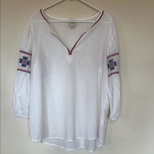 White Embroidered Women's Top St. John size large 100% cotton swim cover up